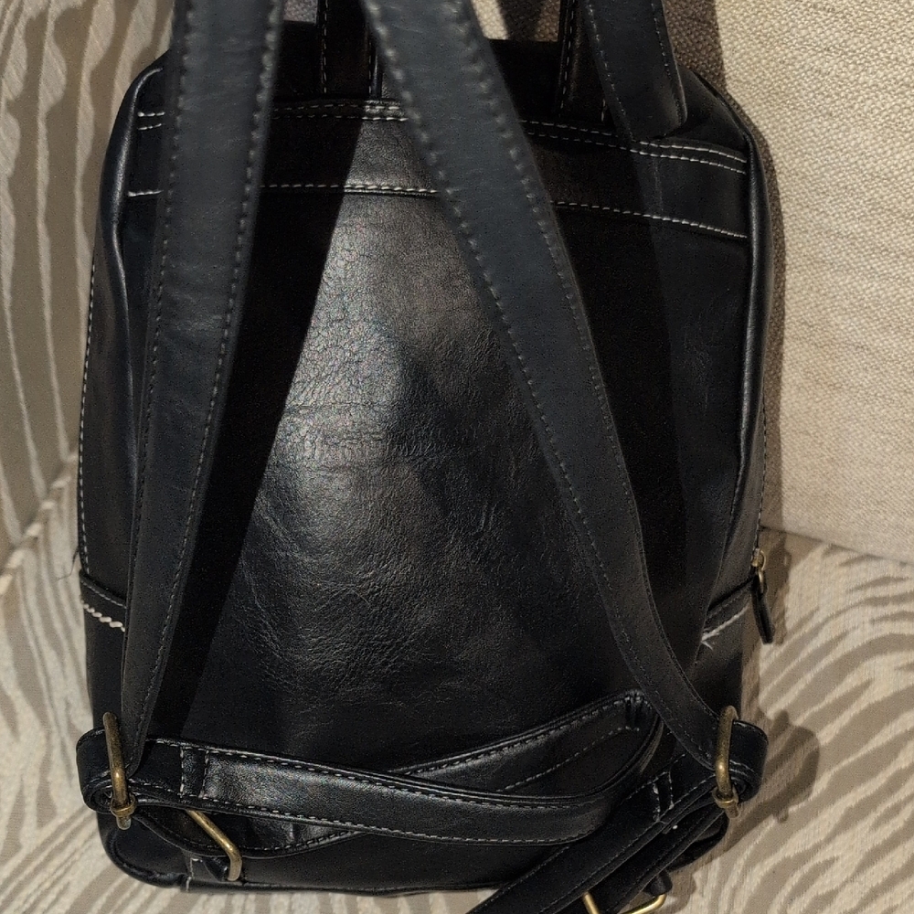 b.o.c. Black vegan Leather Backpack with WhitecStitch Detail - Picture 4 of 13